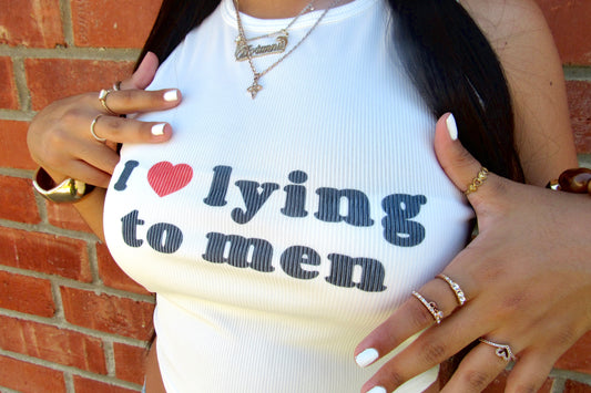 I HEART LYING TO MEN TEE